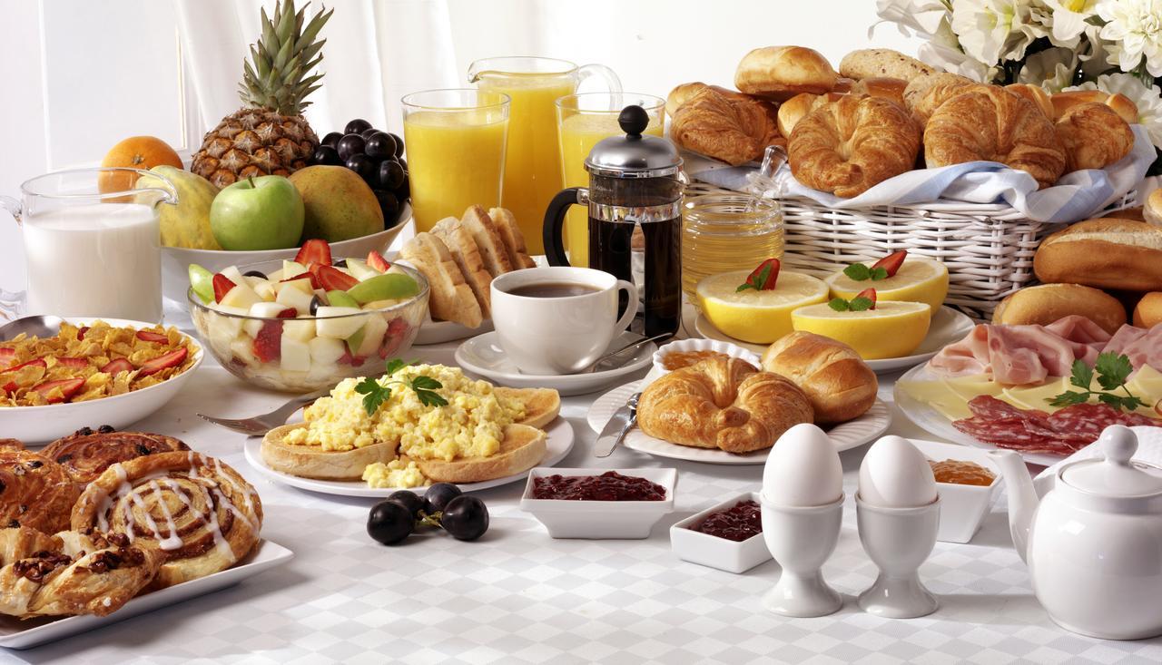 Souq Al Wakra Hotel Qatar By Tivoli Al Wakrah Exterior photo A breakfast buffet